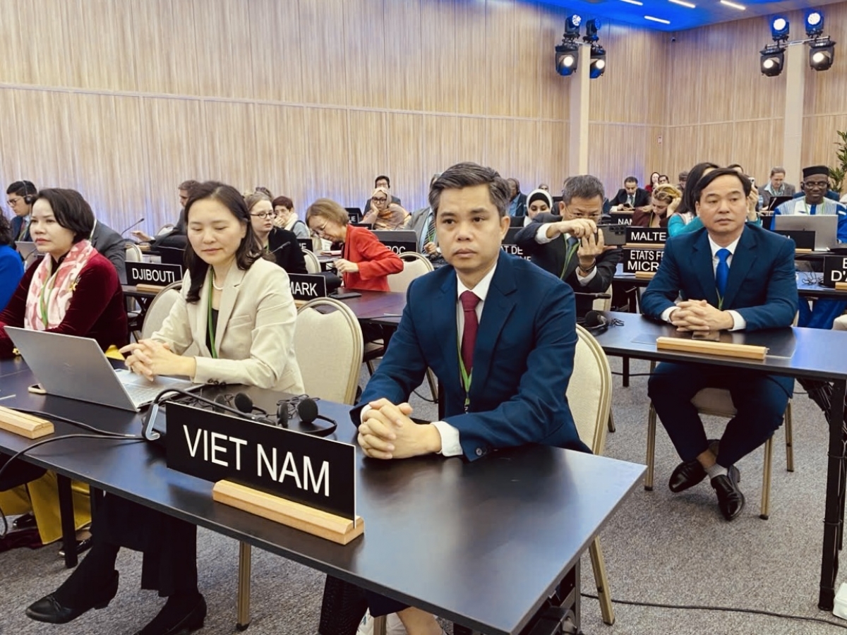 Thứ trưởng Bộ Ngoại giao Ngô Lê Văn nhấn mạnh việc Thành phố Hồ Chí Minh được công nhận là thành viên Mạng lưới các Thành phố sáng tạo của UNESCO là một thành công mới trong tiến trình thực hiện các chủ trương và mục tiêu của Đảng, Nhà nước về hội nhập quốc tế trong bối cảnh mới - Ảnh: Anh Tuấn/VOV