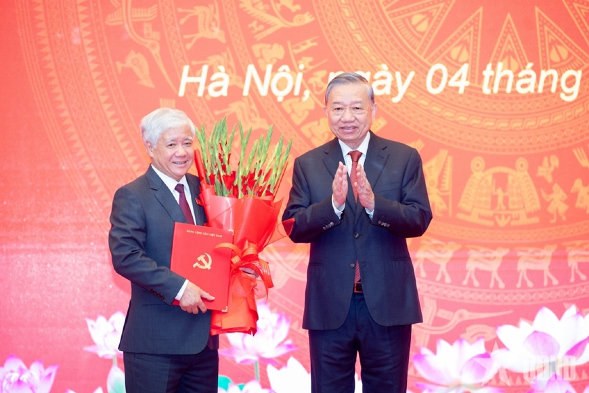 Ông Đỗ Văn Chiến làm Phó Bí thư Thường trực Đảng ủy Quốc hội nhiệm kỳ 2020-2025.