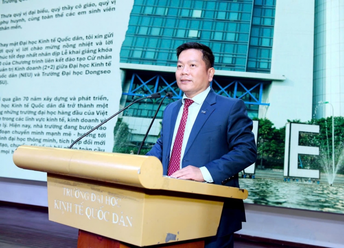 GS.TS. Nguyễn Thành Hiếu - Phó Giám đốc ĐH Kinh tế Quốc dân