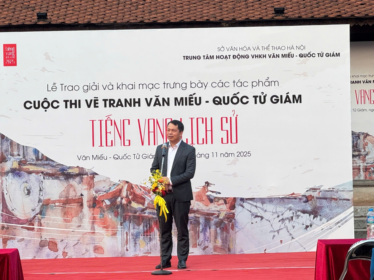 TS. Lê Xuân Kiêu, Giám đốc Trung tâm Hoạt động VHKH Văn Miếu-Quốc Tử Giám, Trưởng Ban tổ chức cuộc thi phát biểu tại lễ trao giải