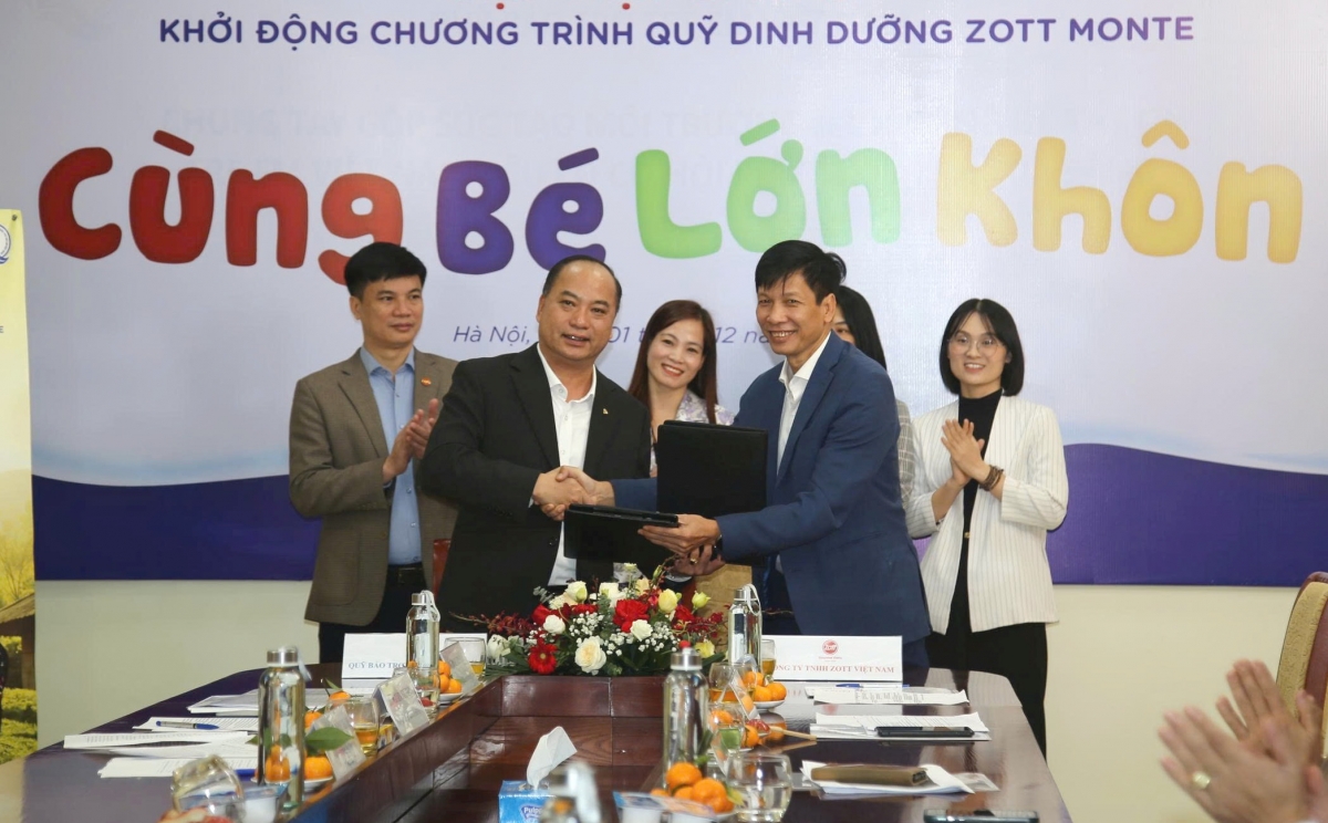 Lễ ký kết biên bản ghi nhớ giữa Quỹ Bảo trợ trẻ em Việt Nam và Công ty TNHH Zott Việt Nam