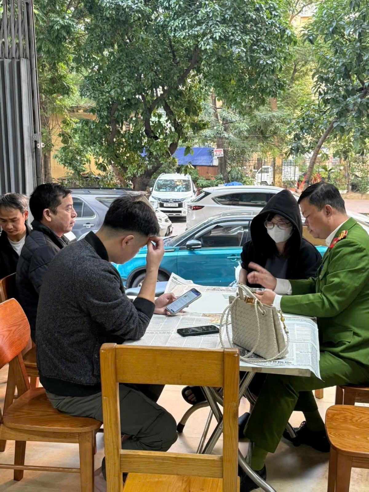 Công an làm sạch dữ liệu quản lý phương tiện.