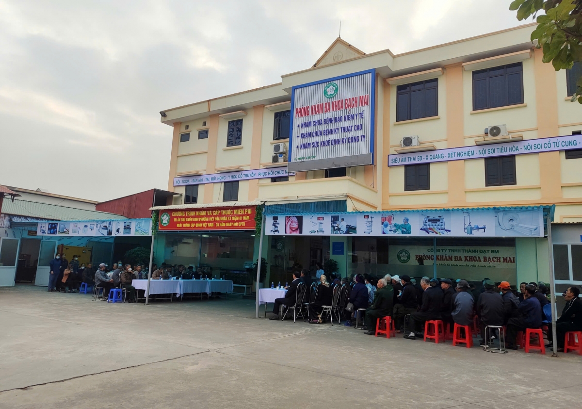 Hơn 150 thương bệnh binh và cựu chiến binh tại phường Việt Hòa, thành phố Hải Phòng được khám sức khỏe và phát thuốc miễn phí.