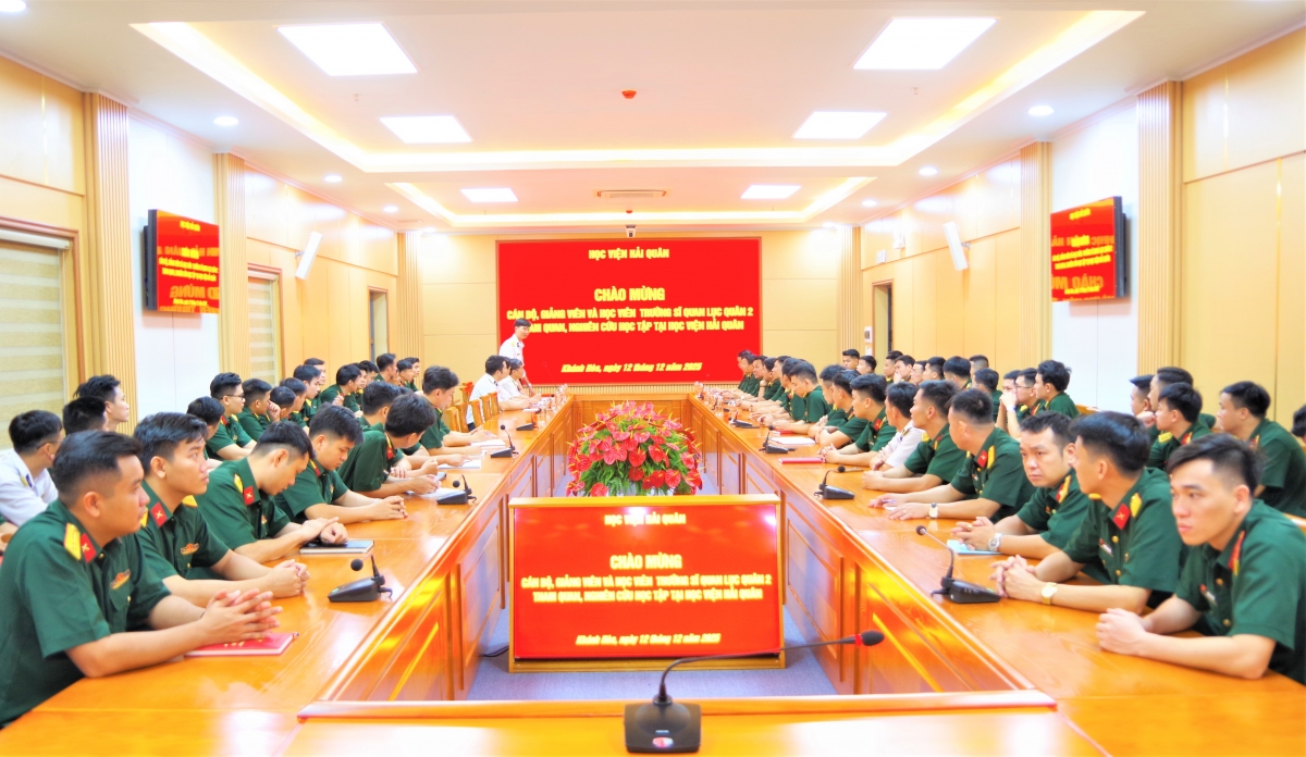 Quang cảnh buổi tiếp đoàn