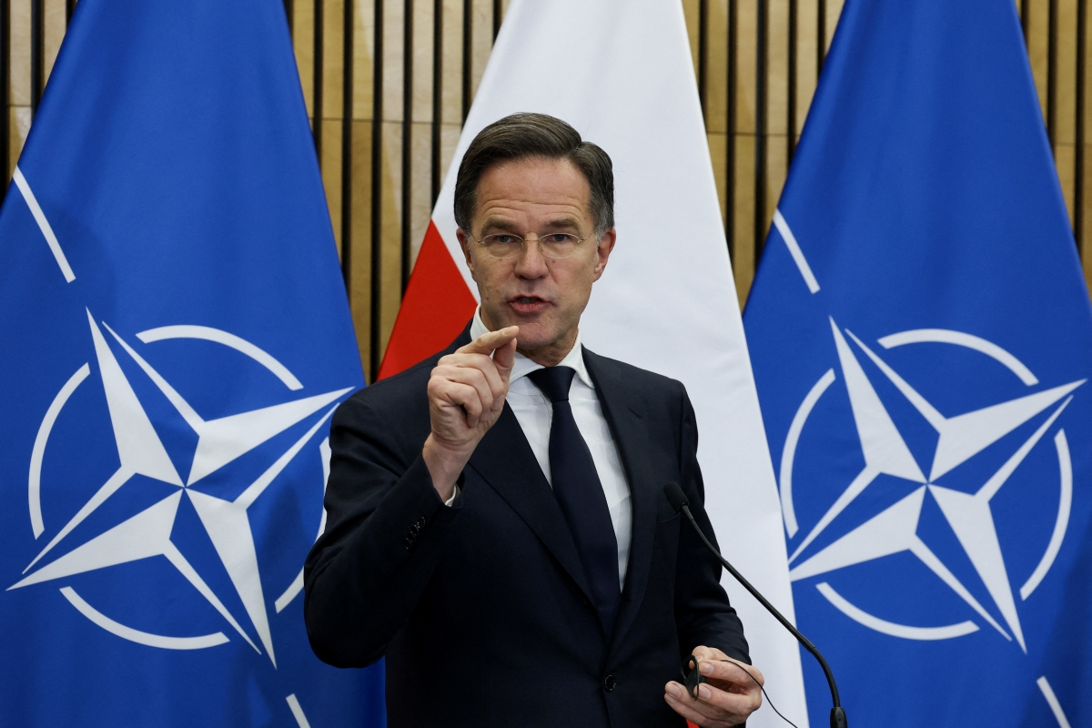 Tổng thư ký NATO Mark Rutte phát biểu trong một cuộc họp báo tại Ba Lan (Ảnh: Reuters)