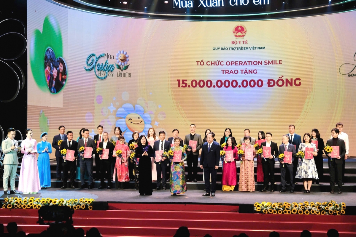 Các nhà tài trợ cam kết ủng hộ chương trình-Mùa xuân cho em