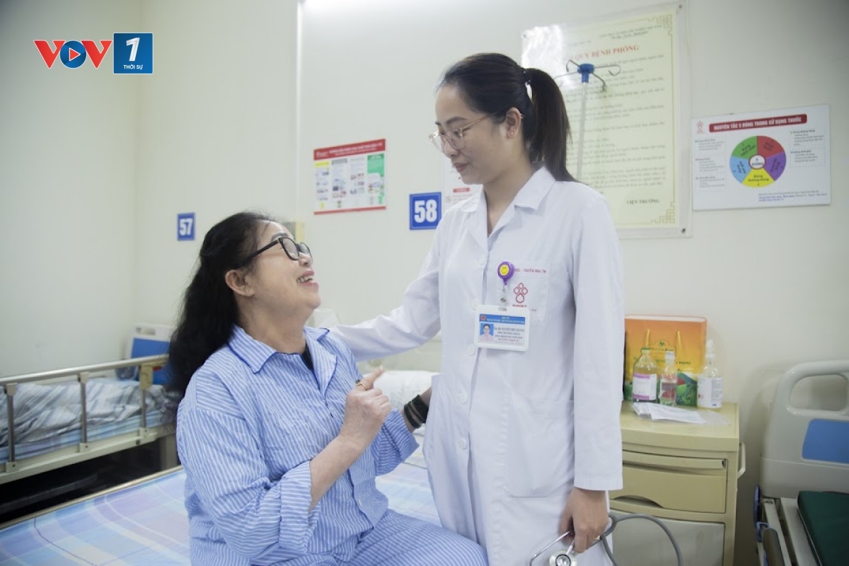 Bà Lê Thị Kim Dung đã đầy lùi được bệnh tật sau 2 lần điều trị tại Viện Huyết học- Truyền máu Trung ương