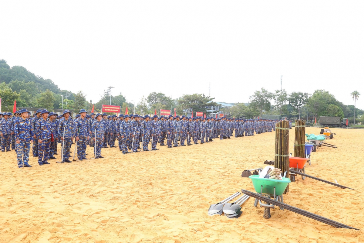 Các đơn vị tham gia phát động Chiến dịch Quang Trung