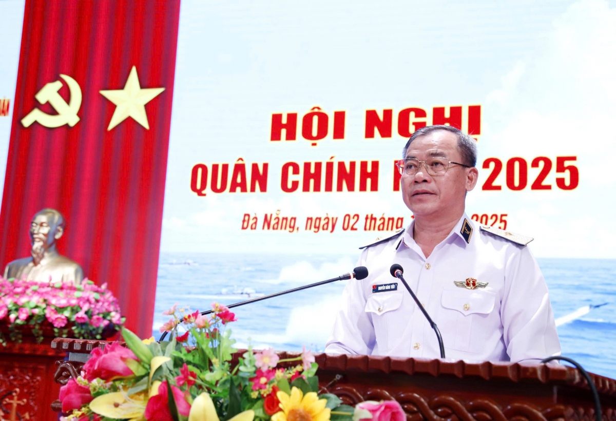 Chuẩn Đô đốc Nguyễn Đăng Tiến, Chính ủy Vùng 3 Hải quân  quán triệt Nghị quyết lãnh đạo thực hiện nhiệm vụ quân sự, quốc phòng năm 2026