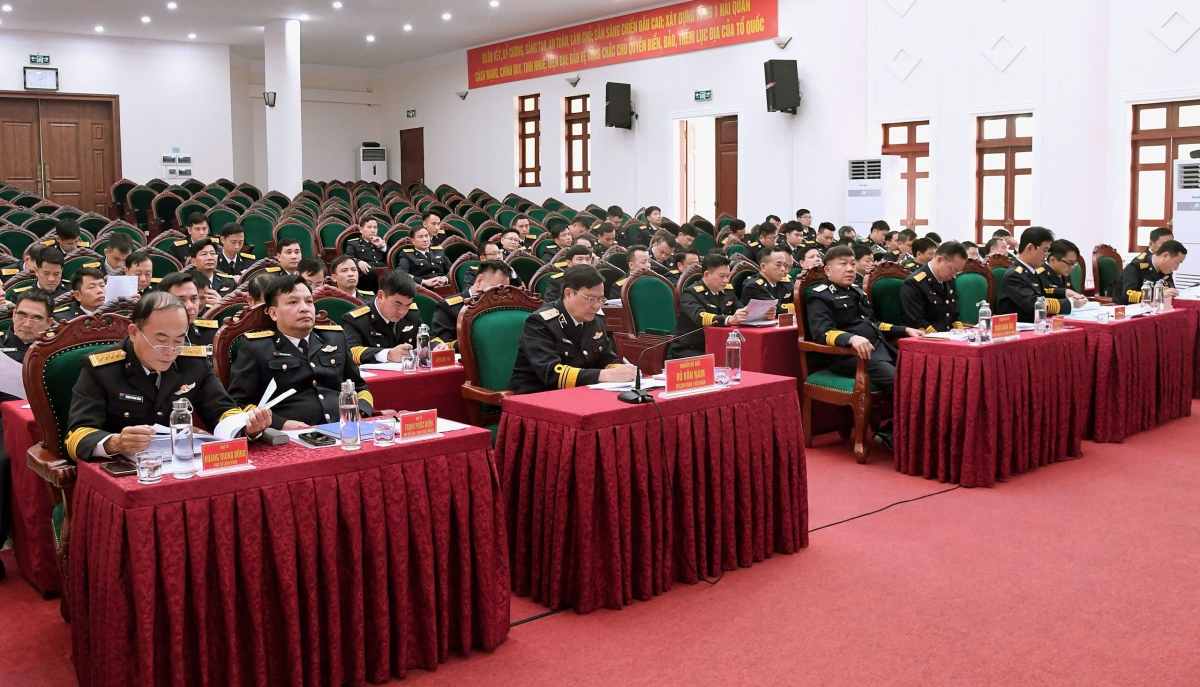 Các đại biểu dự hội nghị