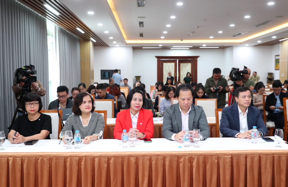 Đại diện các Cục, Vụ chức năng thuộc Bộ VHTTDL (Ảnh Trần Huấn)