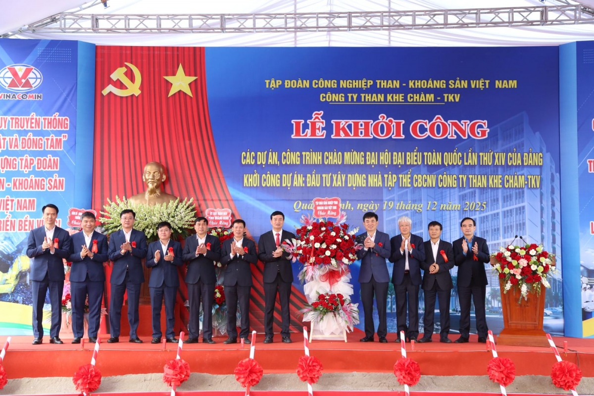 Dự án Đầu tư xây dựng Nhà tập thể CBCNV Công ty Than Khe Chàm - TKV là một trong số 234 công trình, dự án quy mô lớn trên phạm vi toàn quốc được Chính phủ lựa chọn khánh thành, khởi công chào mừng Đại hội Đại biểu toàn quốc lần thứ XIV của Đảng.