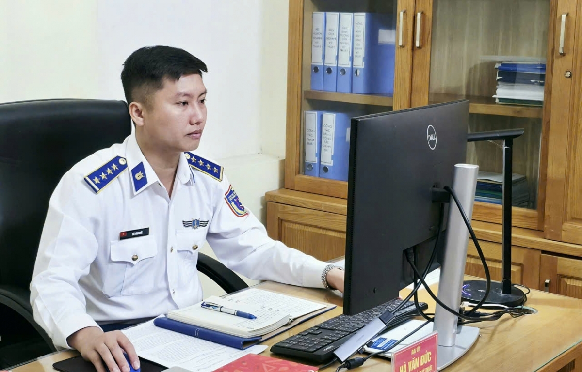 Đại úy Hà Văn Đức – Phó Hải đội trưởng Kỹ thuật, Hải đội 102, Bộ Tư lệnh Vùng Cảnh sát biển 1