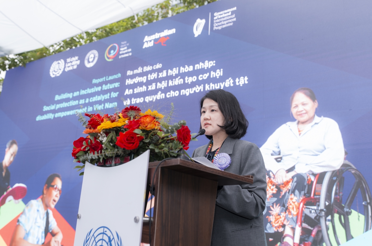 Bà Sinwon Park, Giám đốc Văn phòng ILO tại Việt Nam phát biểu khai mạc