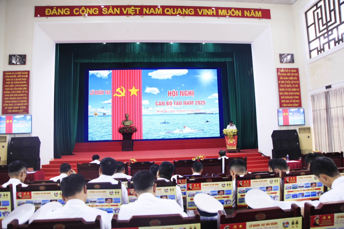 Quang cảnh hội nghị