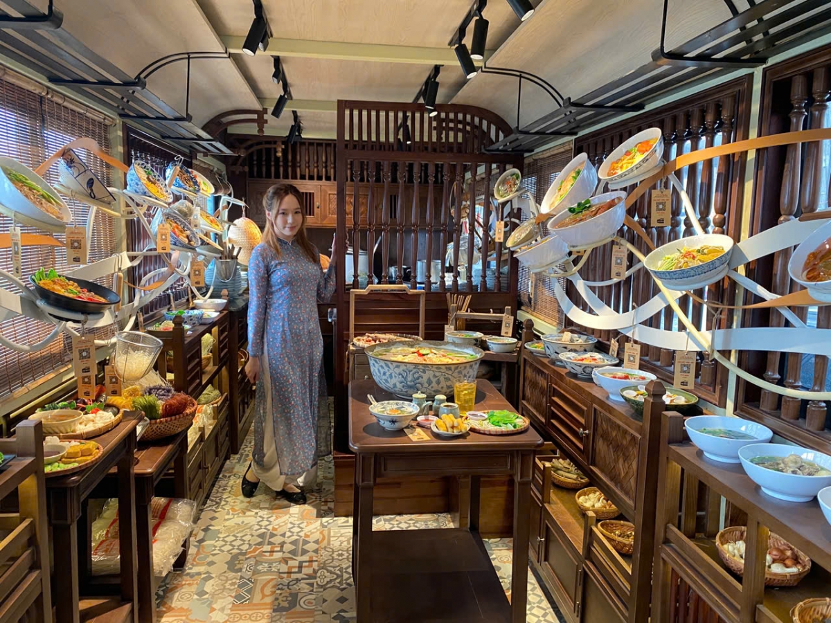 Ấn tượng không gian toa tàu Phở - Bún - Sợi