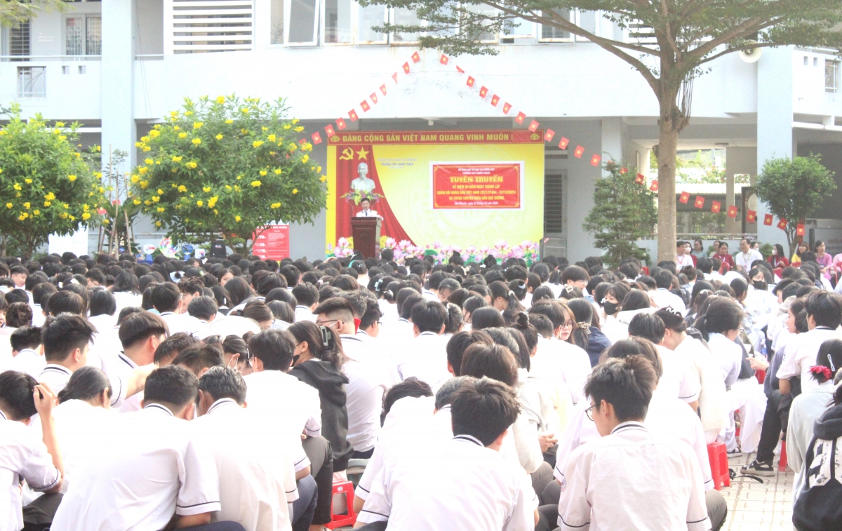 Quang cảnh buổi tuyên truyền