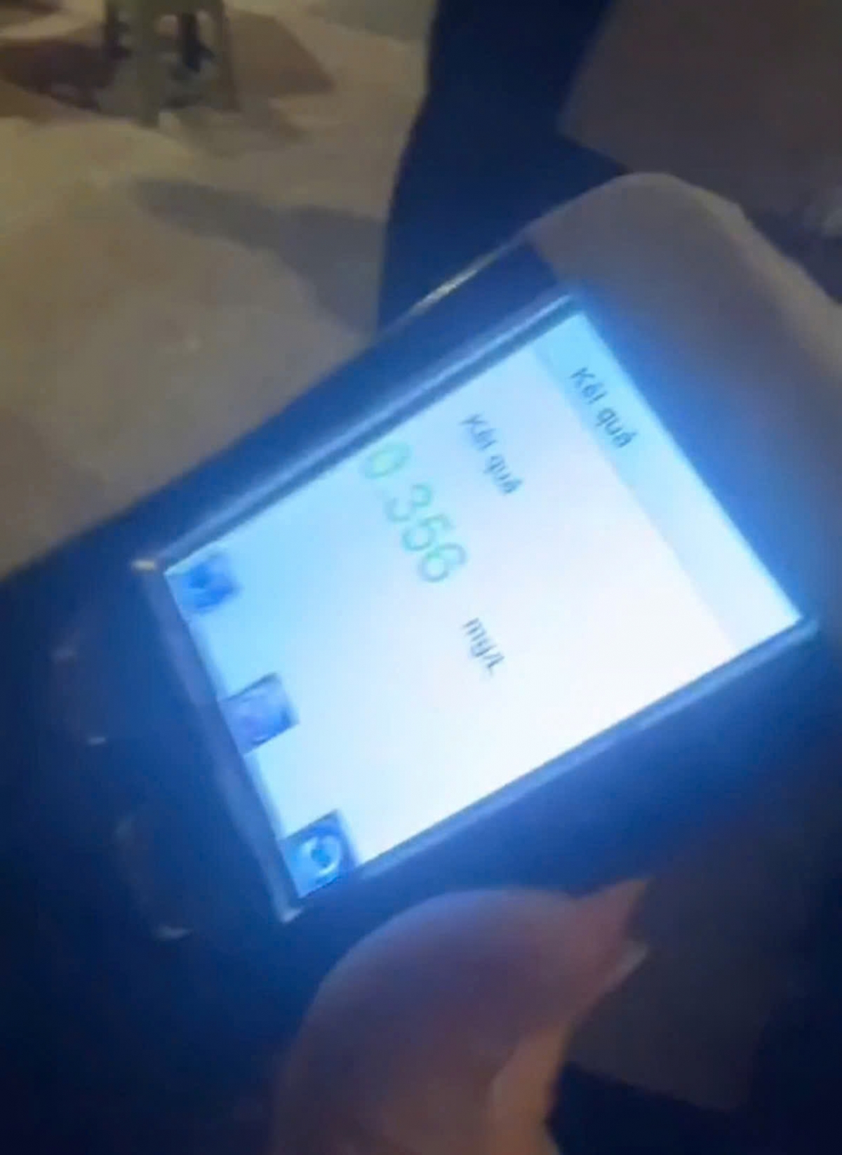 Kết quả kiểm tra cho thấy tài xế vi phạm nồng độ cồn ở mức 0,356 mg/lít khí thở