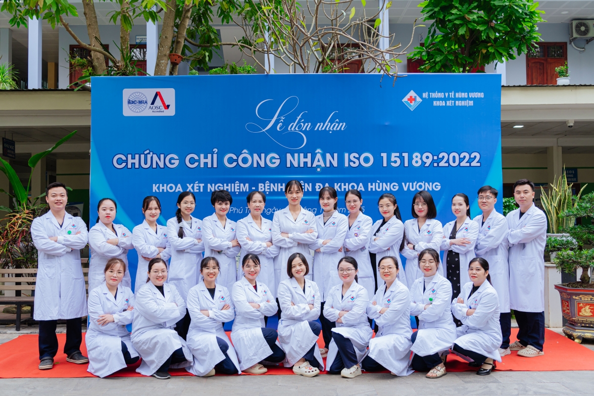 Đội ngũ y bác sĩ trẻ giàu tài năng và nhiệt huyết công tác tại Bệnh viện Đa khoa Hùng Vương