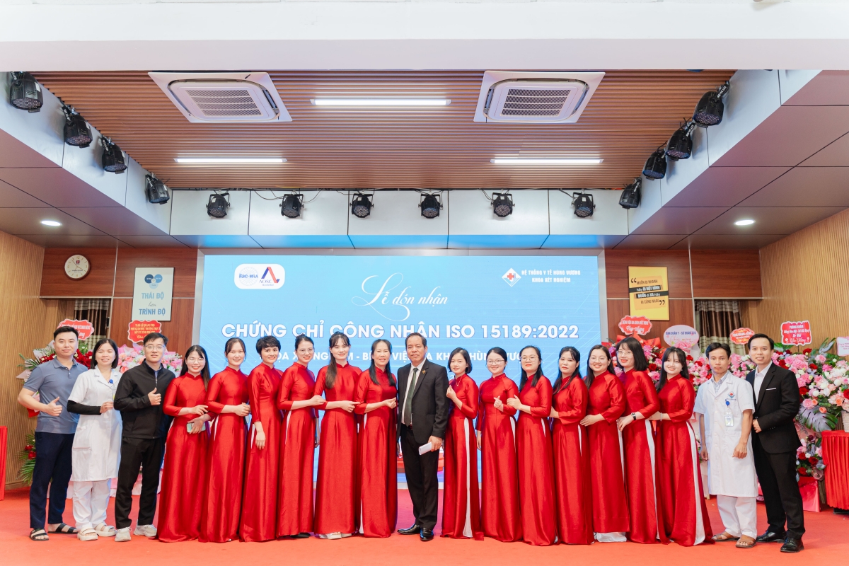 Đón nhận Chứng chỉ công nhận ISO 15189 2022 là niềm tự hào của Bệnh viện