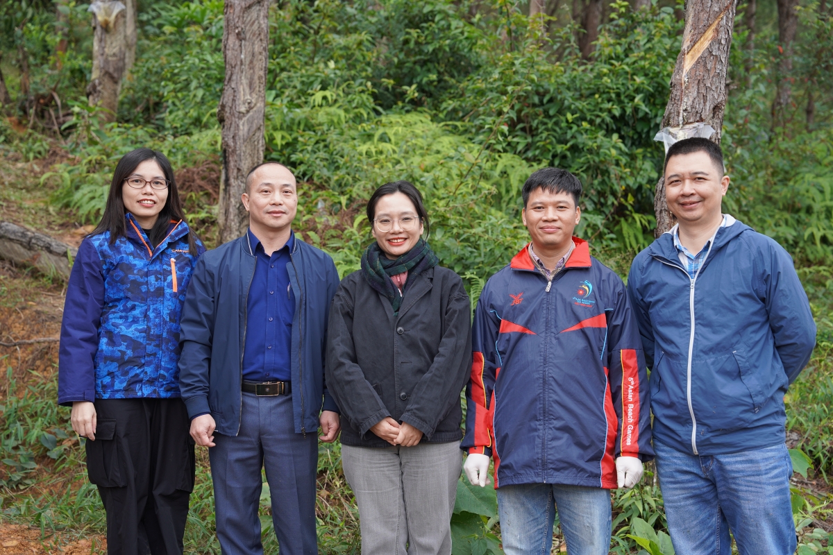 Các thành viên tham gia dự án “Xây dựng mạng lưới an toàn sinh học và sức khỏe rừng ở Đông Nam Á”