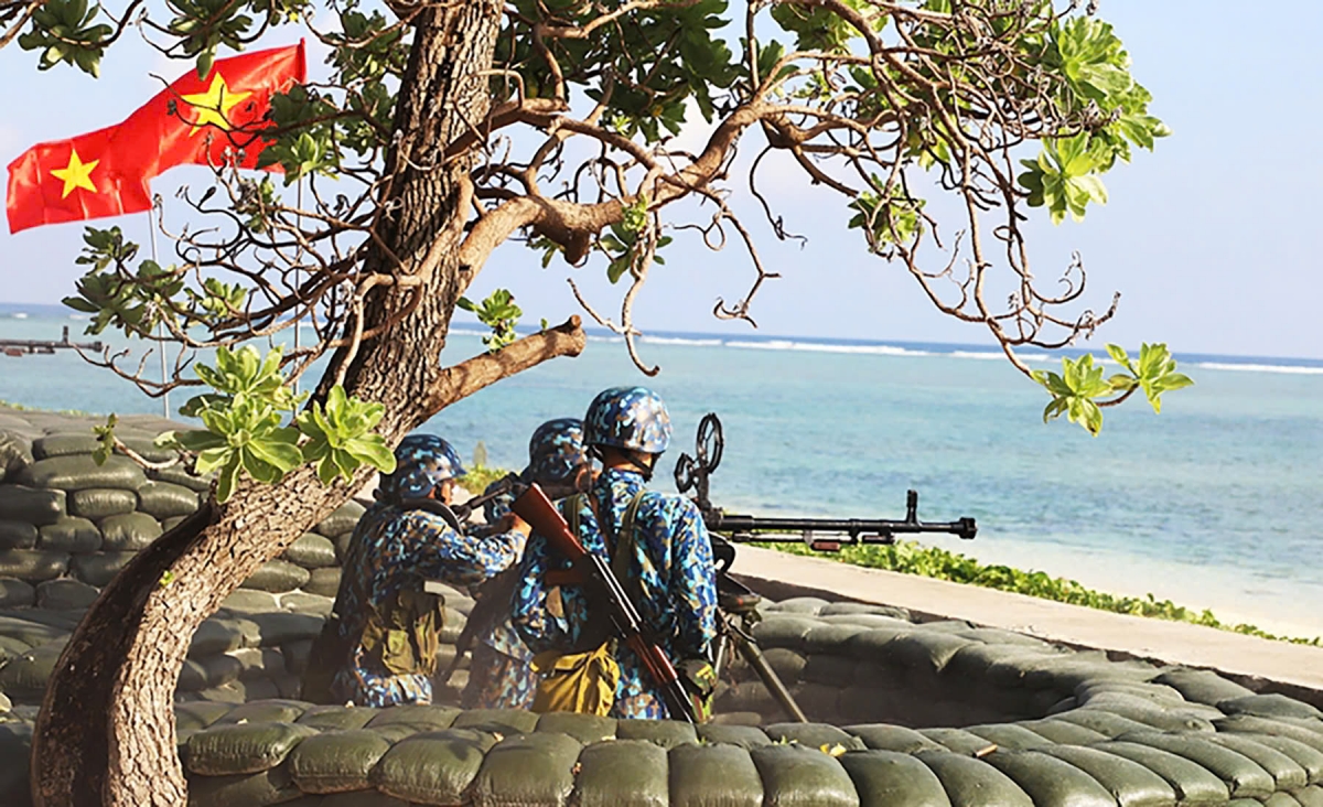 Tăng cường huấn luyện sẵn sàng chiến đấu