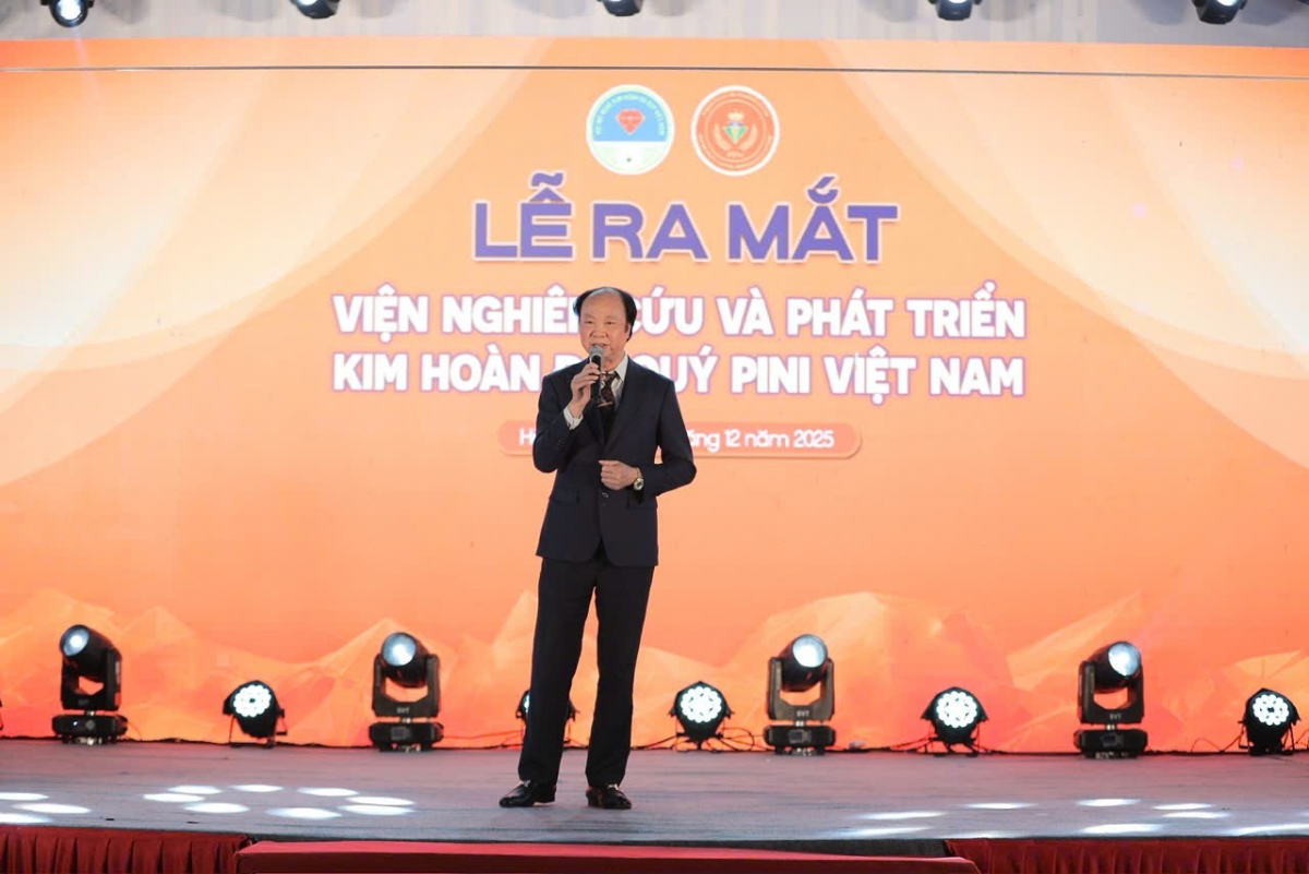 GS-TS Nguyễn Đình Thắng, Chủ tịch HĐQT Viện phát biểu tại buổi lễ