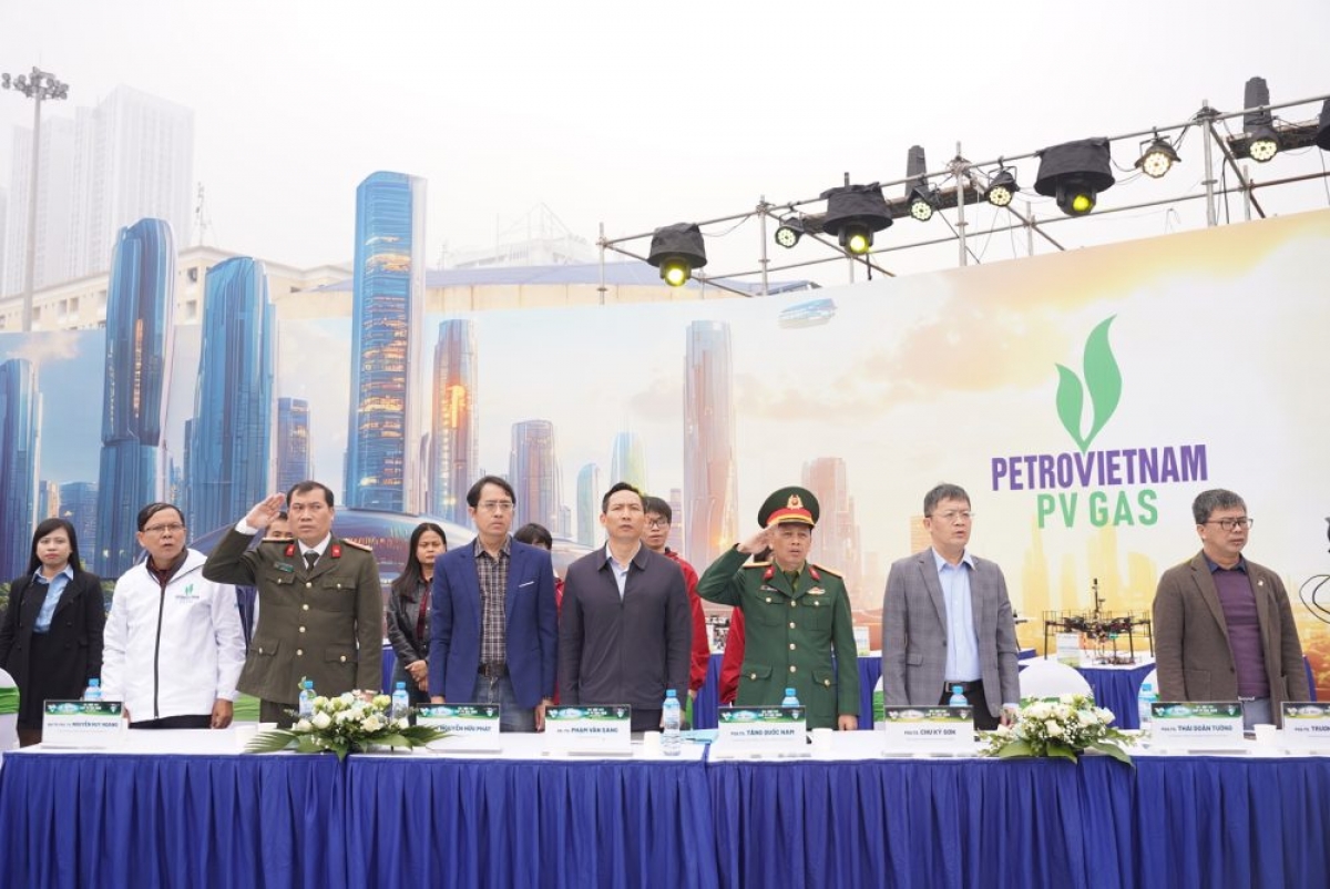 Lễ khai mạc Cuộc thi Sáng tạo UAV Cup PV GAS 2025 với chủ đề “Vùng trời quê hương”