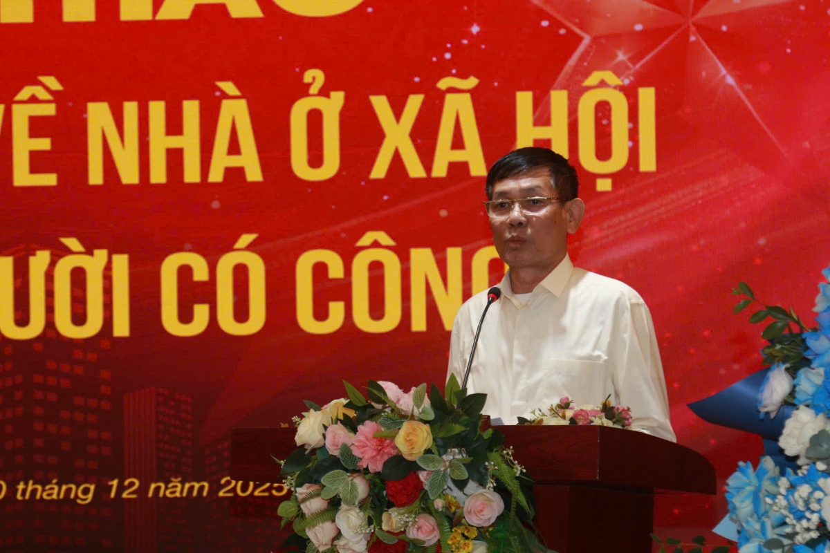 Ông Nguyễn Văn Quỳnh, Phó Chủ tịch thường trực Hiệp hội Doanh nghiệp của Thương binh và Người khuyết tật Việt Nam phát biểu định hướng hội thảo