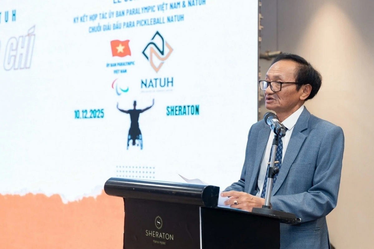 Ông Trần Đức Thọ, Tổng thư ký Uỷ Ban Paralympic Việt Nam phát biểu tại buổi lễ công bố giải ParaNatuh Pickleball