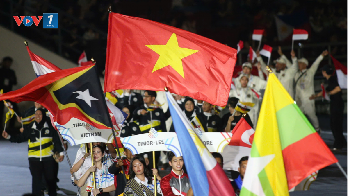 Màn diễu hành tại lễ bế mạc SEA Games 33 tối 20/12/2025