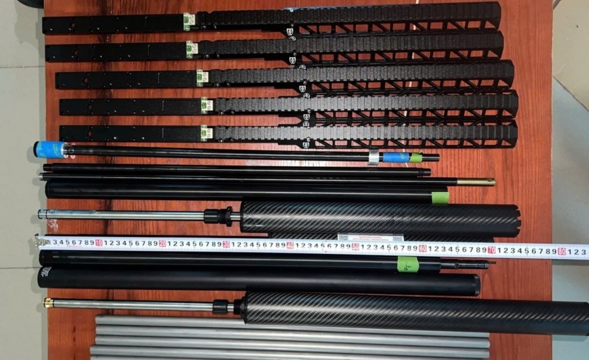 Số linh kiện nghi dùng lắp ráp súng - Ảnh Công an Quảng Trị