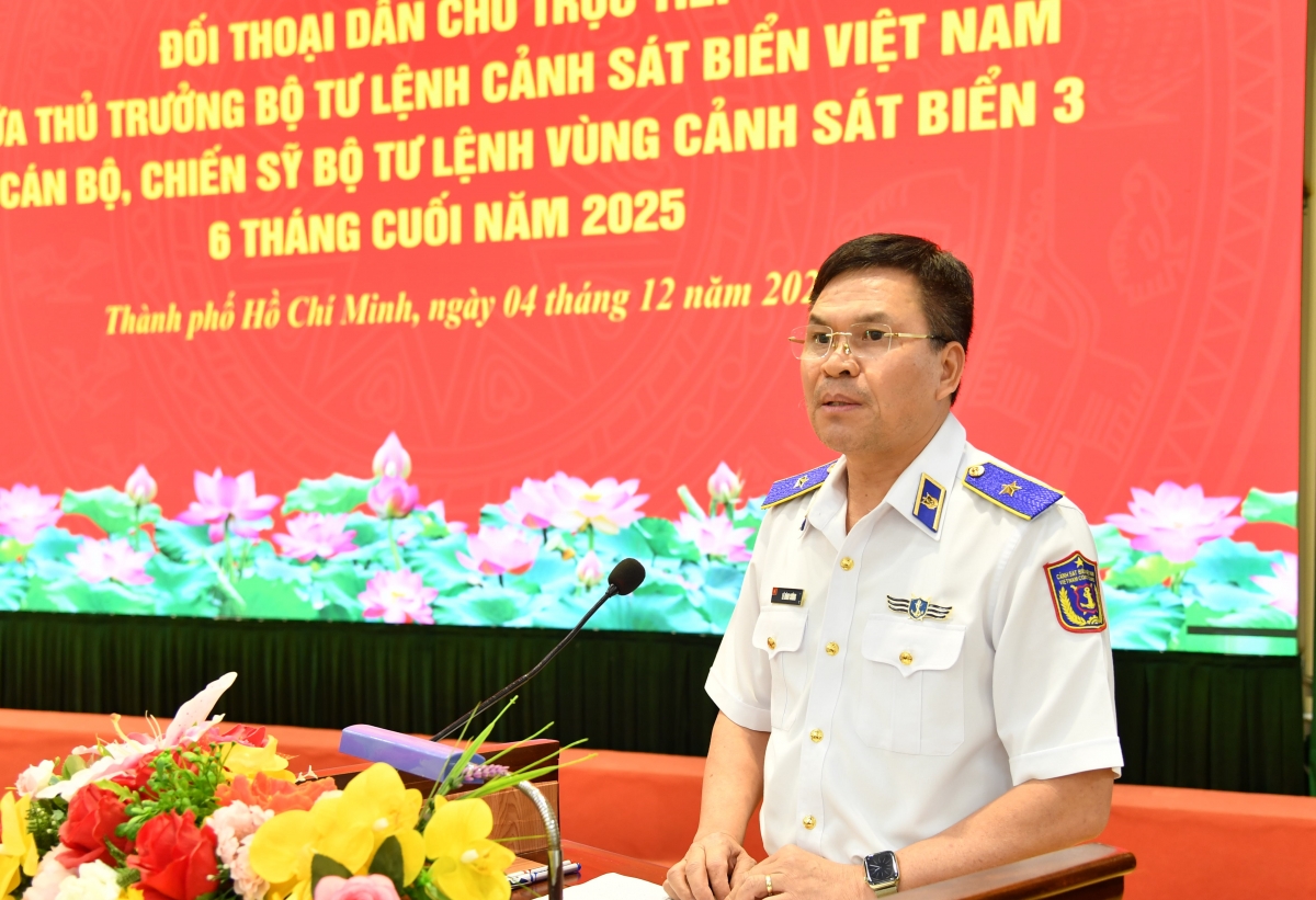 Thiếu tướng Lê Đình Cường, Tư lệnh Cảnh sát biển Việt Nam phát biểu kết luận. 