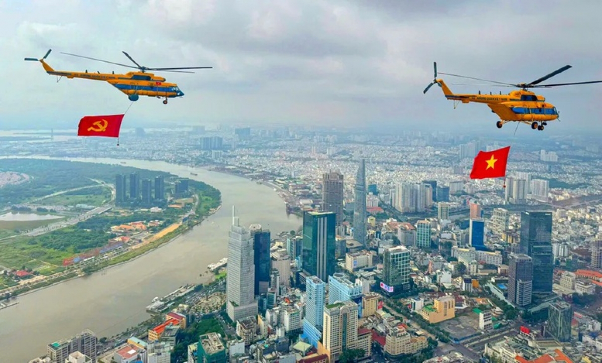 Việt Nam phát triển bước vào kỷ nguyên vươn mình