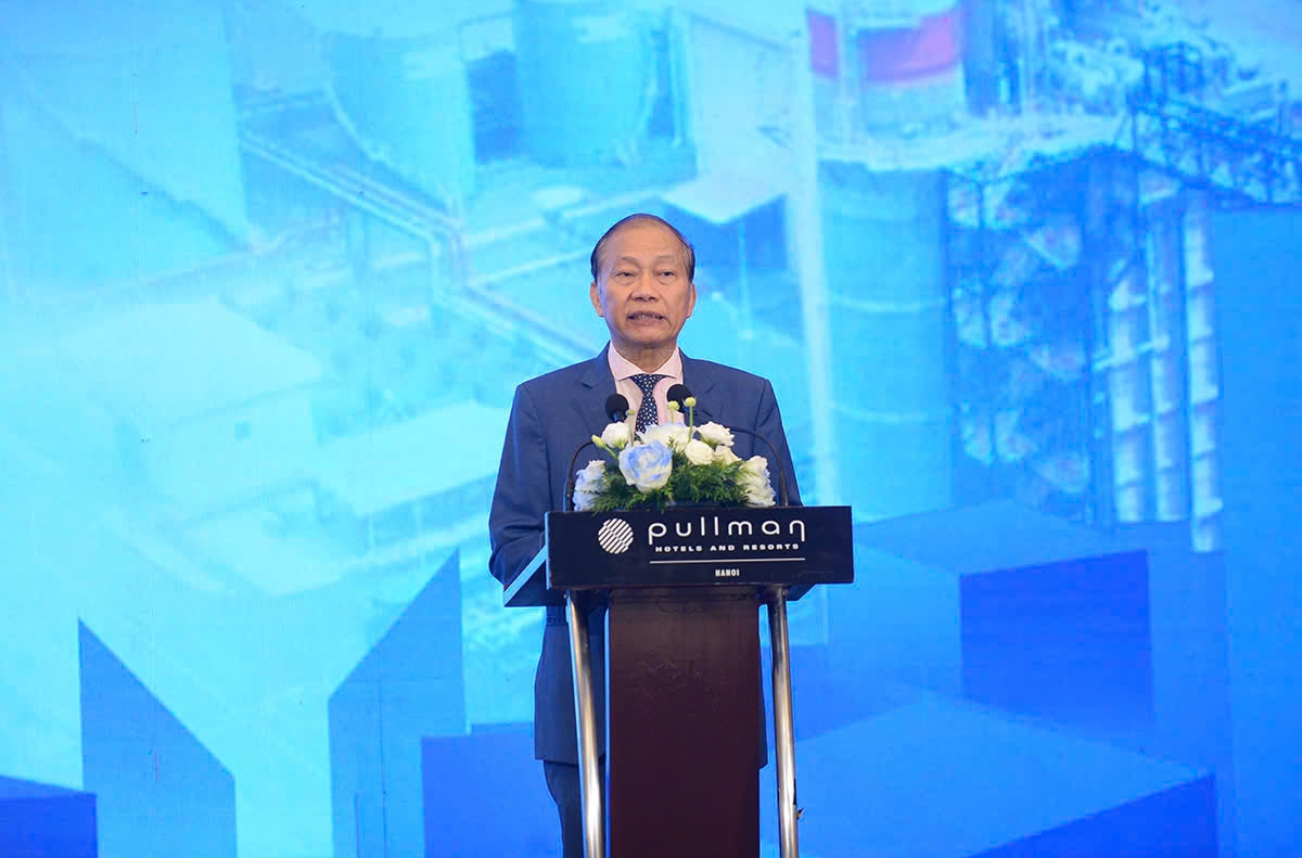 Phó Chủ tịch Liên đoàn Thương mại và Công nghiệp Việt Nam (VCCI) Hoàng Quang Phòng phát biểu tại diễn đàn