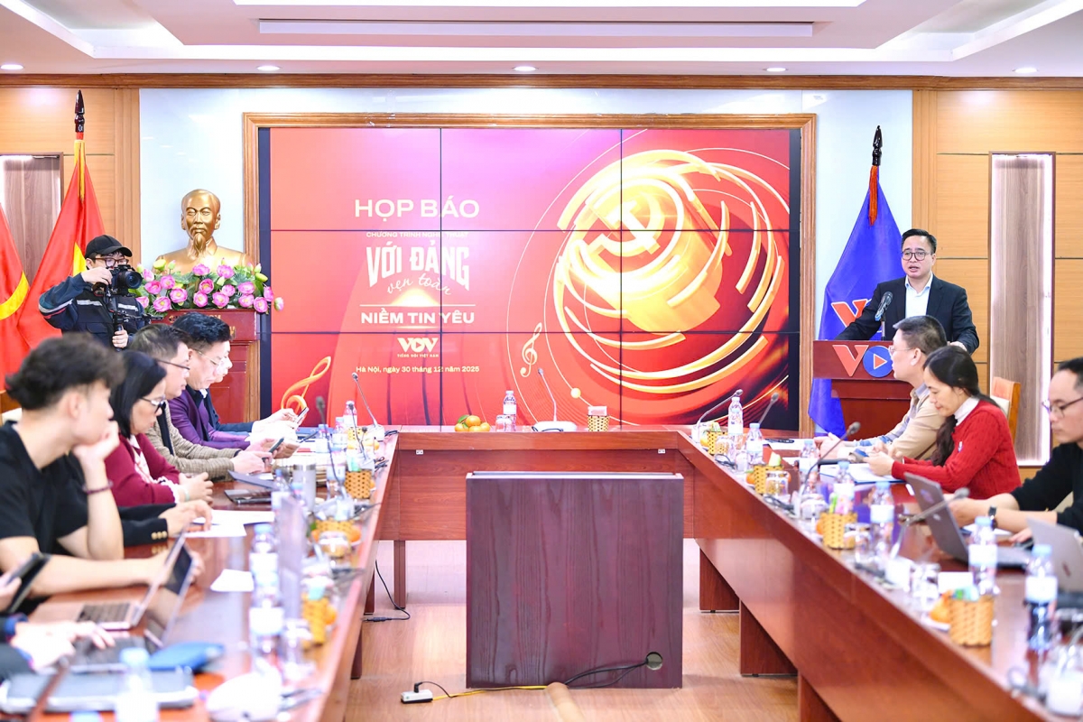 Họp báo giới thiệu chương trình nghệ thuật “Với Đảng vẹn toàn niềm tin yêu” tại 58 Quán Sứ, Hà Nội