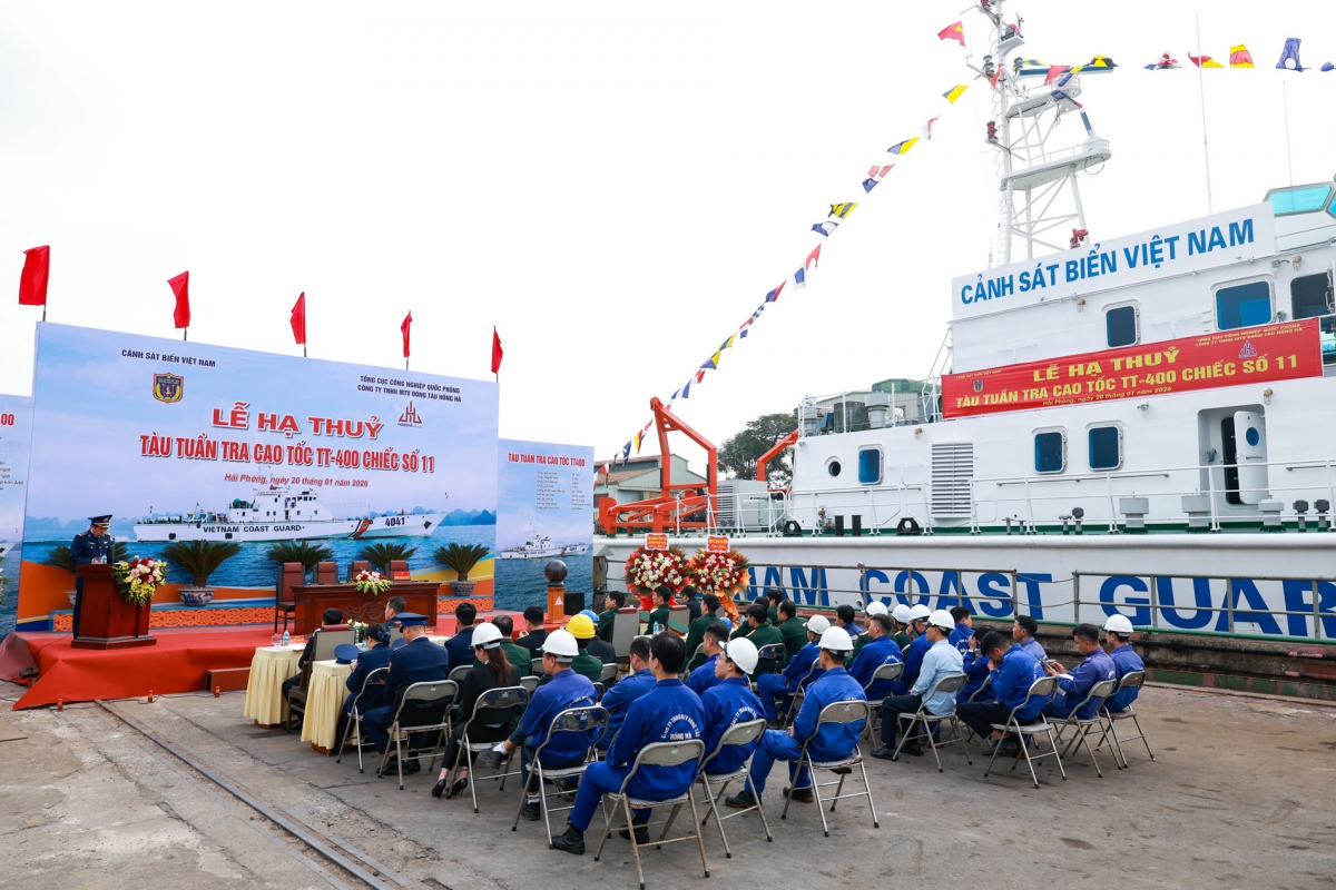 Quang cảnh Lễ hạ thủy.