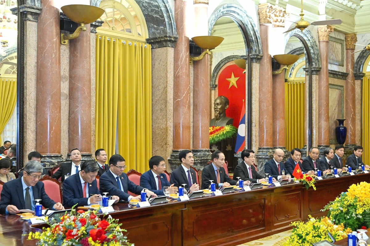 Đoàn đại biểu Việt Nam tại hội kiến