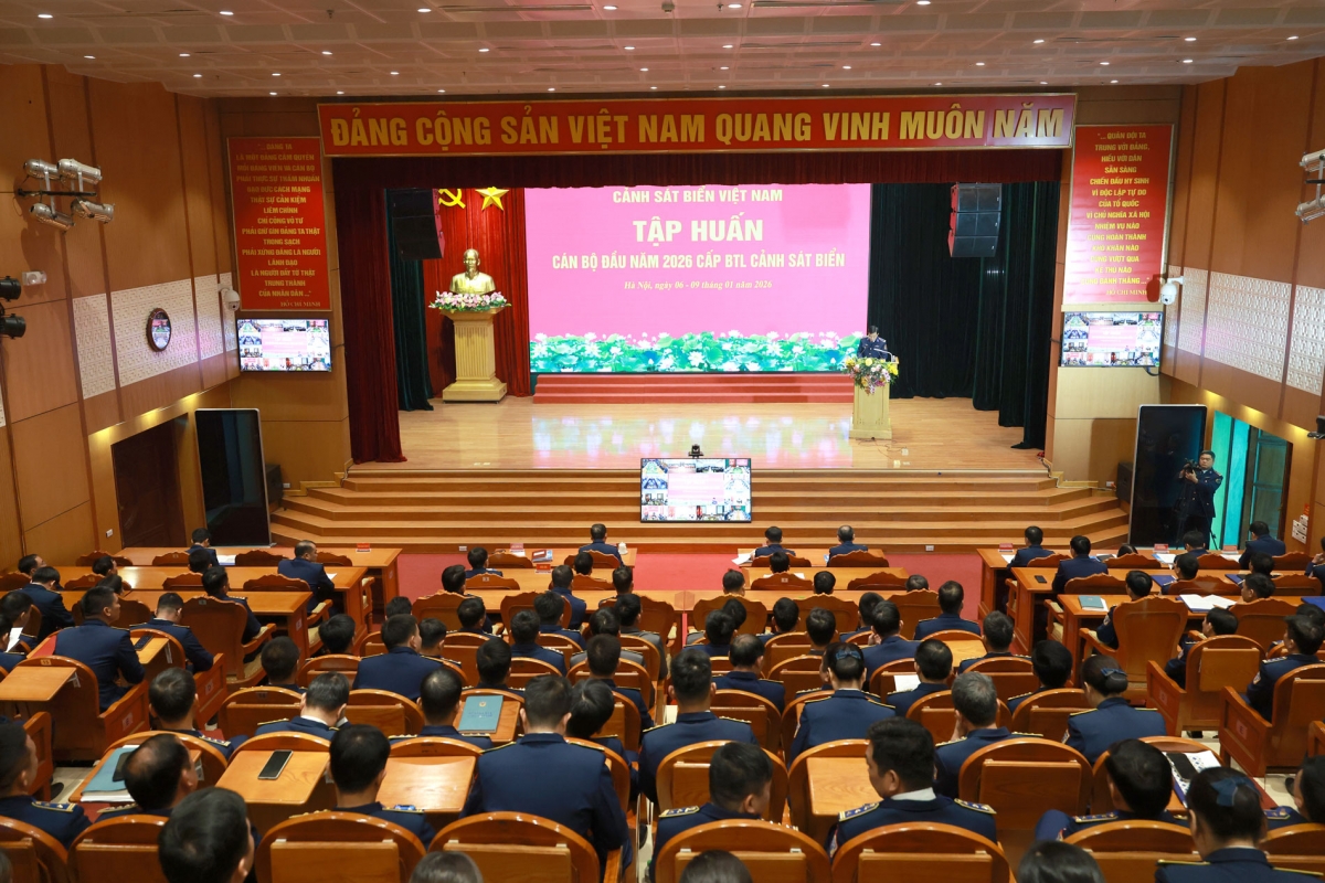 Quang cảnh bế mạc