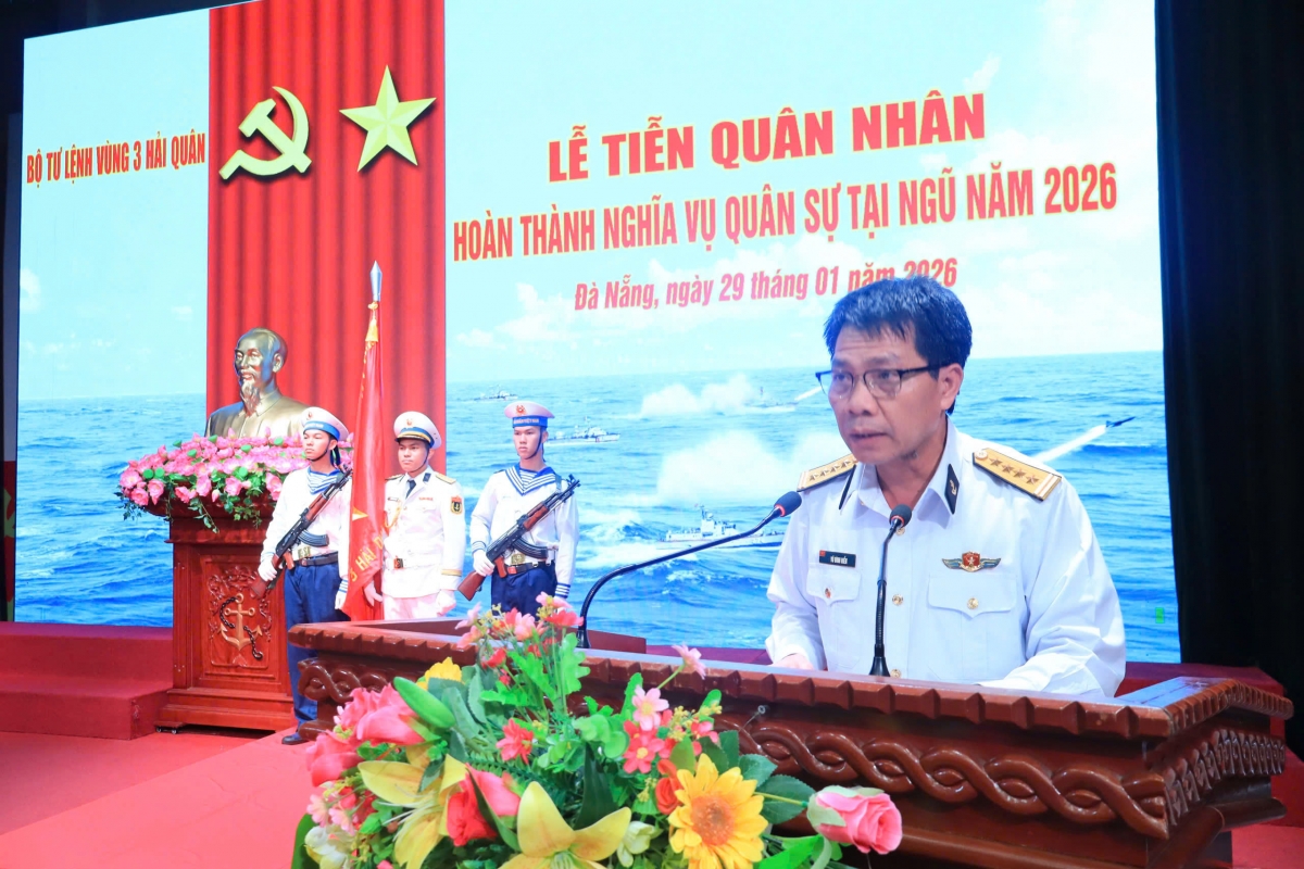 Đại tá Vũ Đình Hiển, Phó Tư lệnh - Tham mưu trưởng Vùng 3 Hải quân phát biểu 