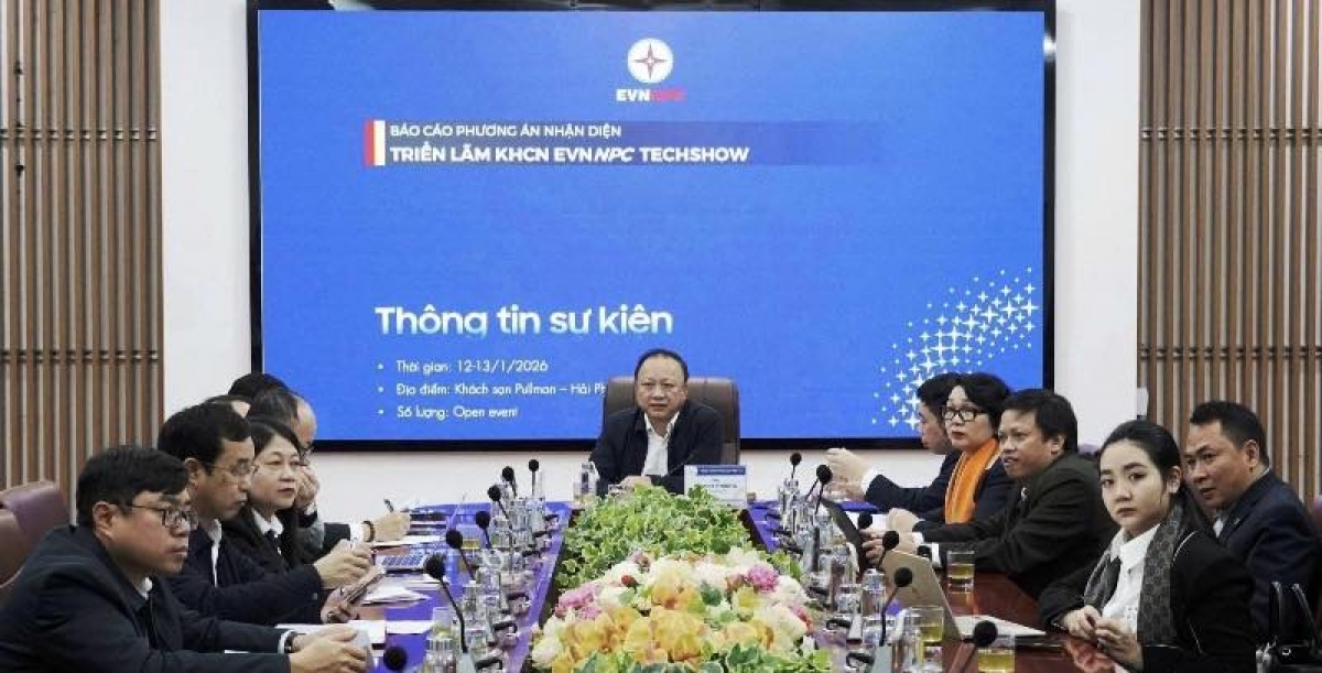 Ông Vũ Anh Phương – Phó Tổng giám đốc và đoàn công tác EVNNPC rà soát các hạng mục chuẩn bị Triển lãm Khoa học Công nghệ – Techshow EVNNPC 2026 tại Hải Phòng