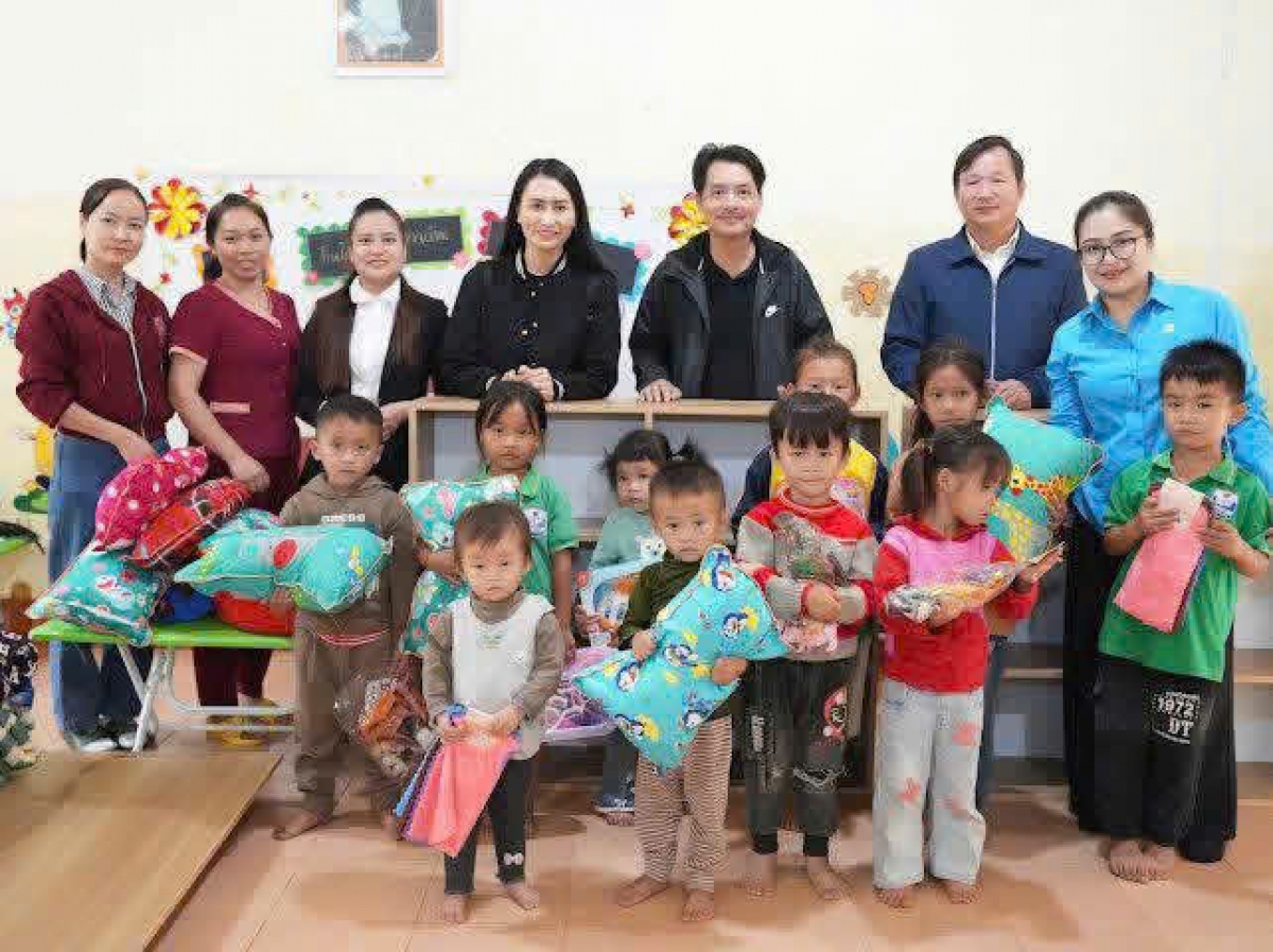 Tích cực tham gia các hoạt động thiện nguyện hướng về trẻ em nghèo