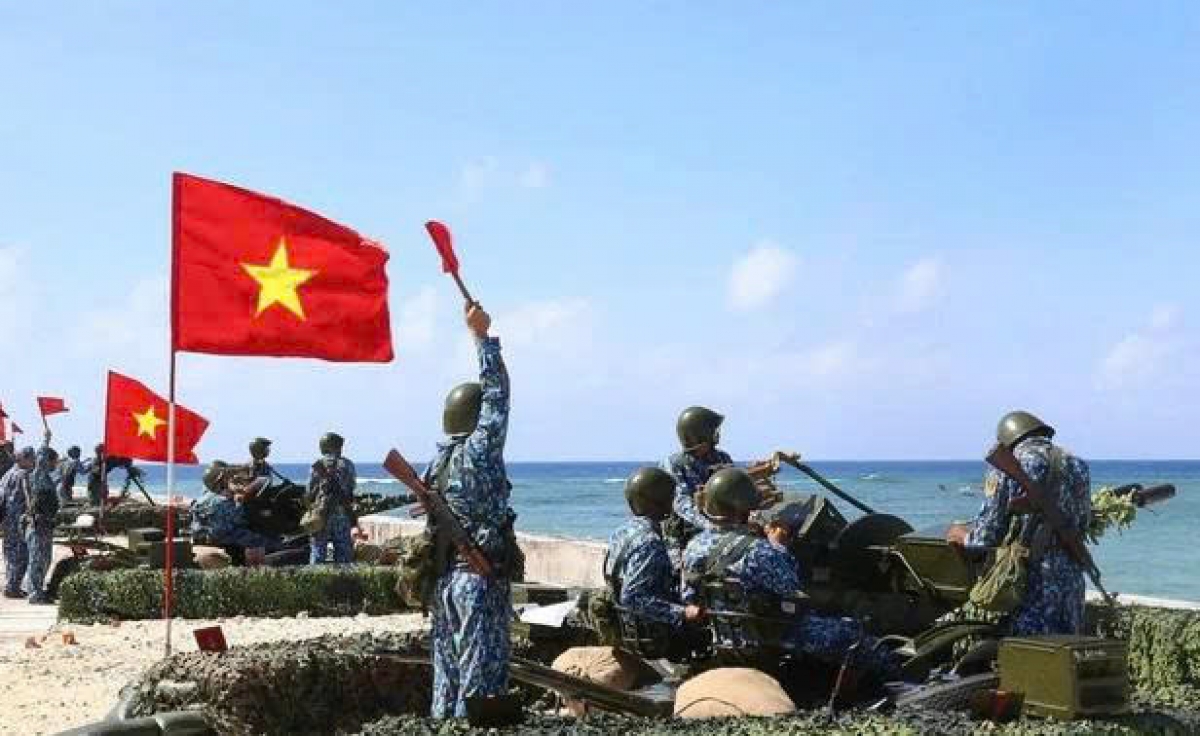 CBCS Trường Sa huấn luyện sẵn sàng chiến đấu