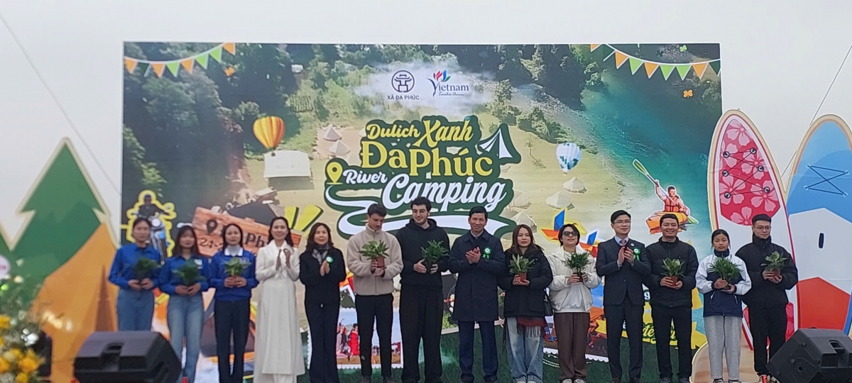 Chương trình “Du lịch xanh Đa Phúc – River Camping”