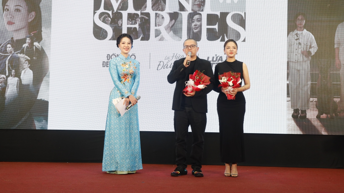 Đạo diễn Bùi Quốc Việt và diễn viên Thu Quỳnh chia sẻ về phim “Lửa trắng” tại buổi họp báo Dòng phim Miniseries