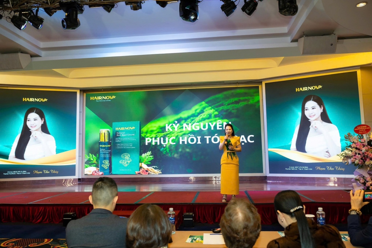 Doanh nhân Phạm Thu Thủy chia sẻ về dự án HairNova tại sự kiện 