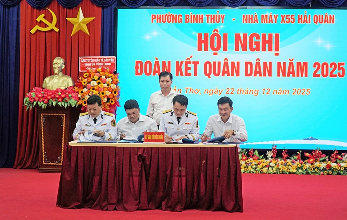 Ký kết tuyên truyền biển, đảo giữa Nhà máy X55 và phường Bình Thủy (Cần Thơ)