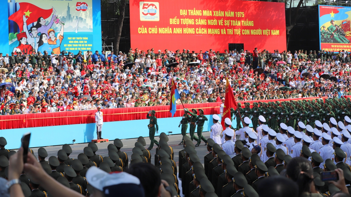 Duyệt binh trong ngày 30/4 tại TP.HCM