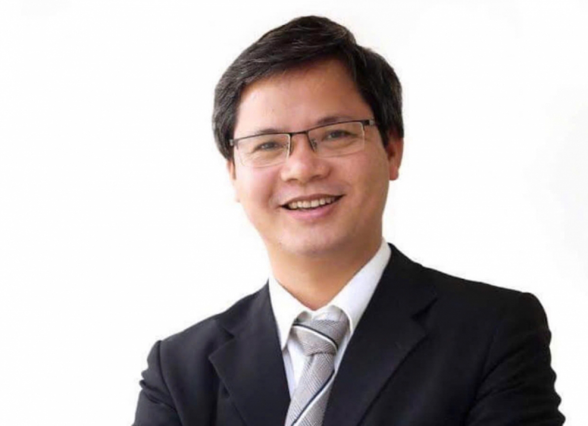 PGS.TS Vũ Văn Tích, Phó Giám đốc Học viện Chiến lược Khoa học và Công nghệ – Bộ Khoa học và Công nghệ