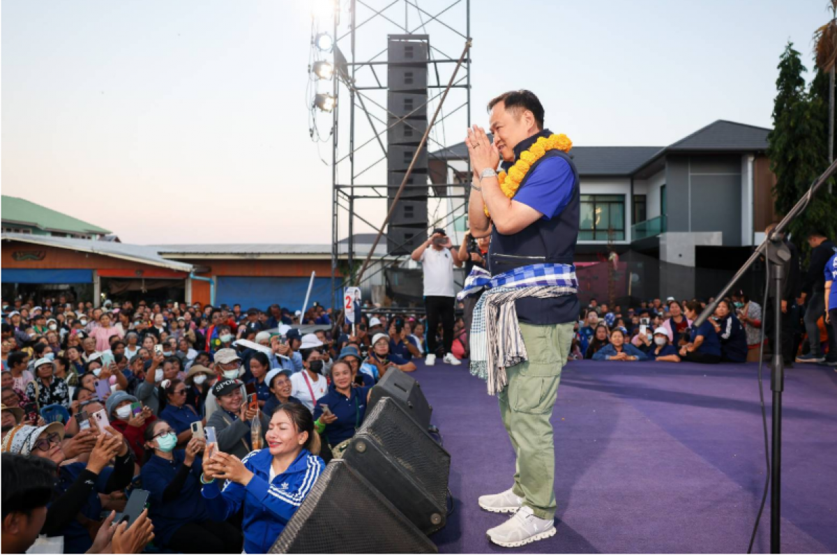 Thủ tướng lâm thời Thái Lan, lãnh đạo đảng Tự hào Thái Anutin Charnvirakul trong một sự kiện vận động tranh cử - Nguồn đảng Tự hào Thái